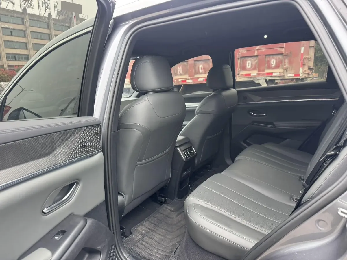 2025 BYD Song Pro 1.5L 101HP L4 E-CVT PHEV 18.3KWH,autocango,china used car exporter,china ev exporter,chinese used car exporter,chinese used ev exporter