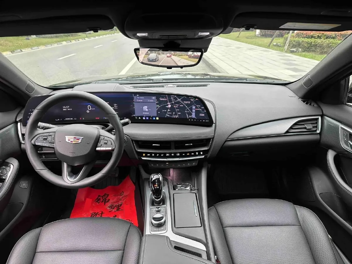 2024 Cadillac CT5 2.0T 237HP L4 10AT,autocango,china used car exporter,china ev exporter,chinese used car exporter,chinese used ev exporter