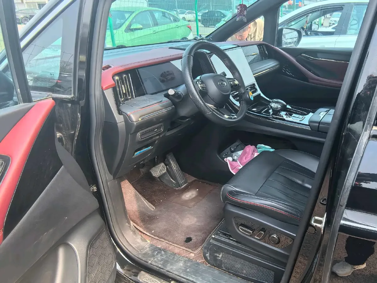 2023 GAC Trumpchi M8 2.0T 252HP L4 8AT,autocango,china used car exporter,china ev exporter,chinese used car exporter,chinese used ev exporter