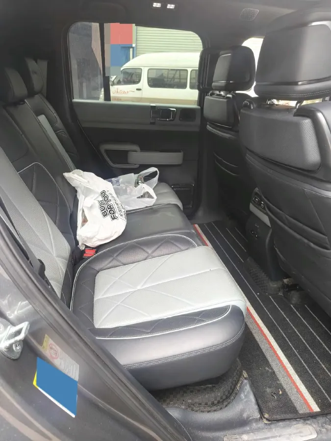 2023 FangChengBao Bao 5 1.5T 194HP L4 E-CVT PHEV 31.8KWH,autocango,china used car exporter,china ev exporter,chinese used car exporter,chinese used ev exporter