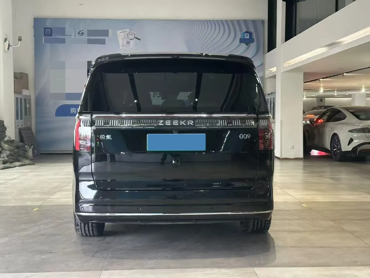 2024 Zeekr 001 BEV 100KWH,autocango,china used car exporter,china ev exporter,chinese used car exporter,chinese used ev exporter