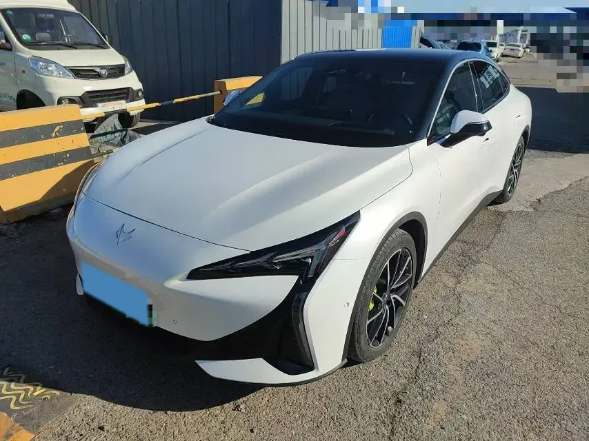 2025 ARCFOX αS5 BEV,autocango,china used car exporter,china ev exporter,chinese used car exporter,chinese used ev exporter