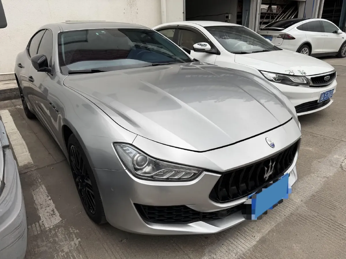 2018 Maserati Ghibli 3.0T 350HP V6 8AT,autocango,china used car exporter,china ev exporter,chinese used car exporter,chinese used ev exporter