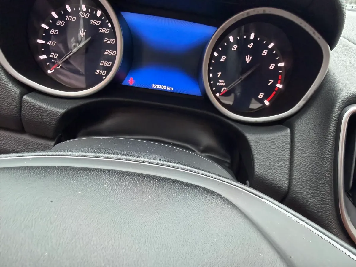 2018 Maserati Ghibli 3.0T 350HP V6 8AT,autocango,china used car exporter,china ev exporter,chinese used car exporter,chinese used ev exporter