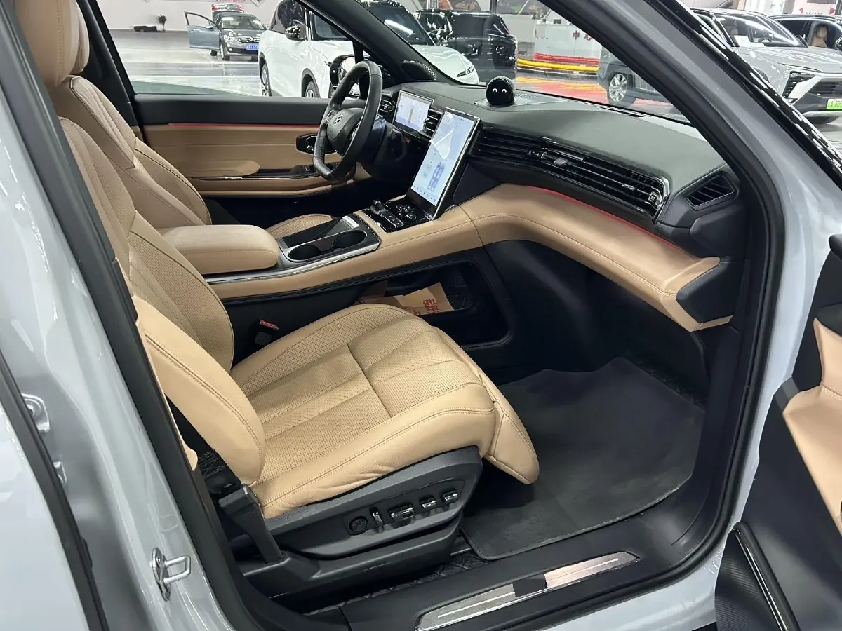 2020 NIO ES8 BEV 100KWH,autocango,china used car exporter,china ev exporter,chinese used car exporter,chinese used ev exporter