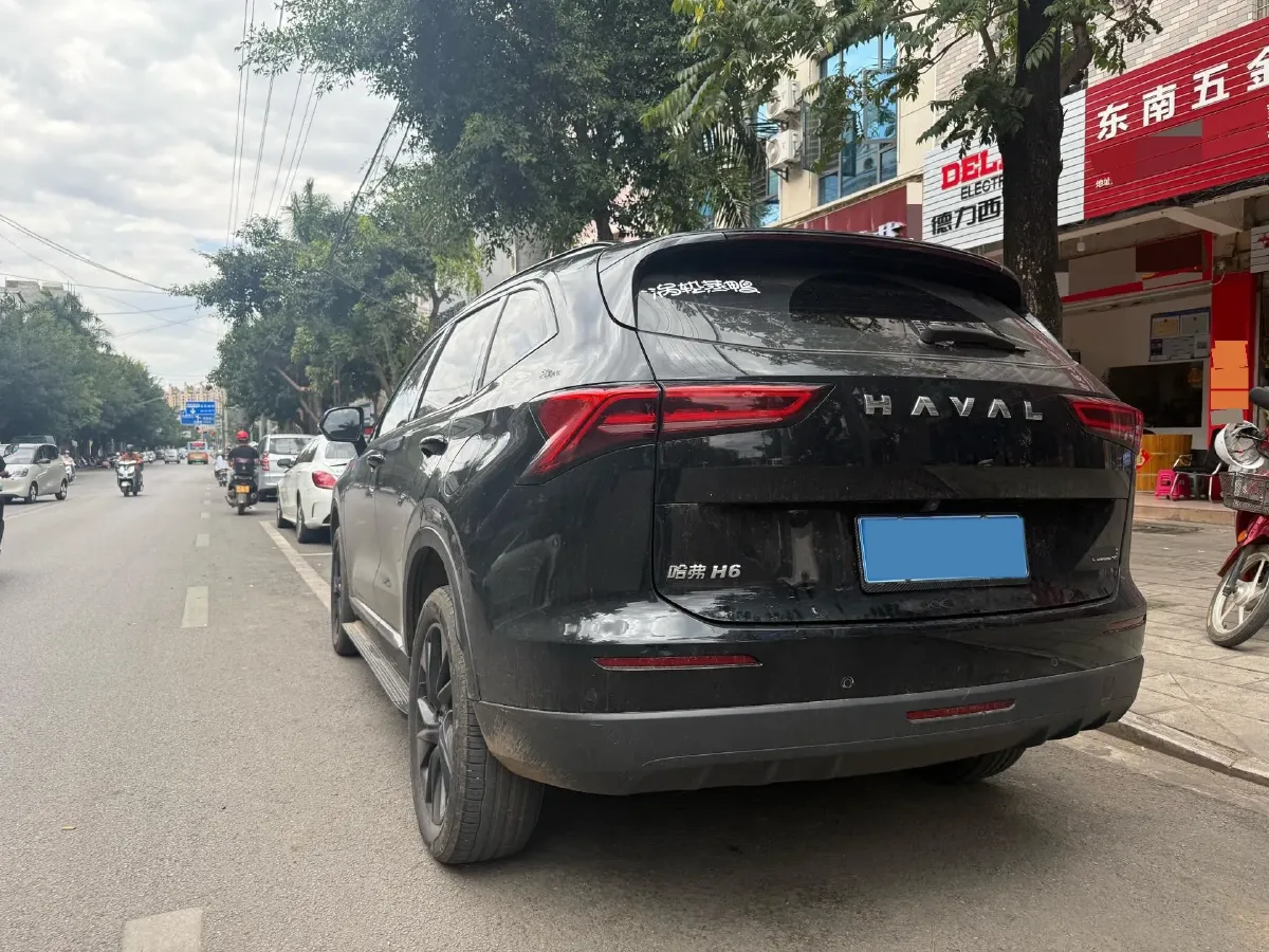2024 Haval H6 1.5T 184HP L4 7DCT,autocango,china used car exporter,china ev exporter,chinese used car exporter,chinese used ev exporter