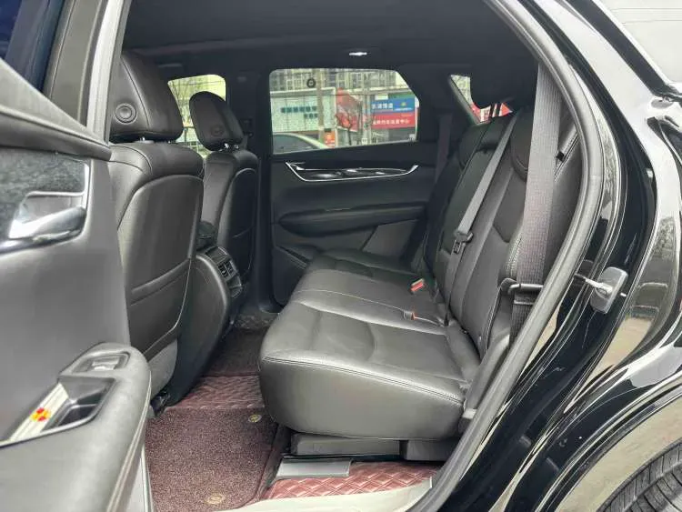 2022 Cadillac XT5 2.0T 237HP L4 9AT,autocango,china used car exporter,china ev exporter,chinese used car exporter,chinese used ev exporter