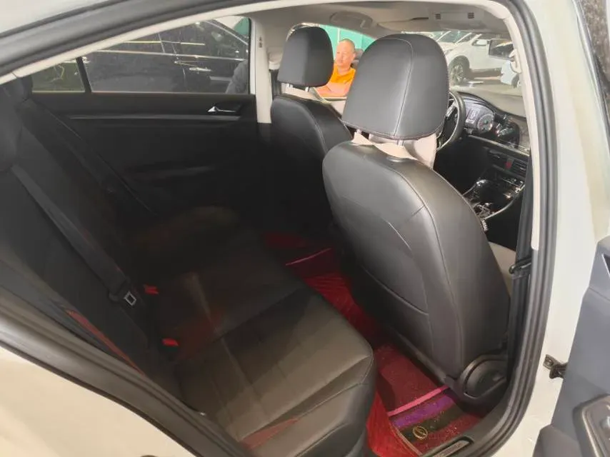 2021 Volkswagen Bora 1.5L 113HP L4 6AT,autocango,china used car exporter,china ev exporter,chinese used car exporter,chinese used ev exporter