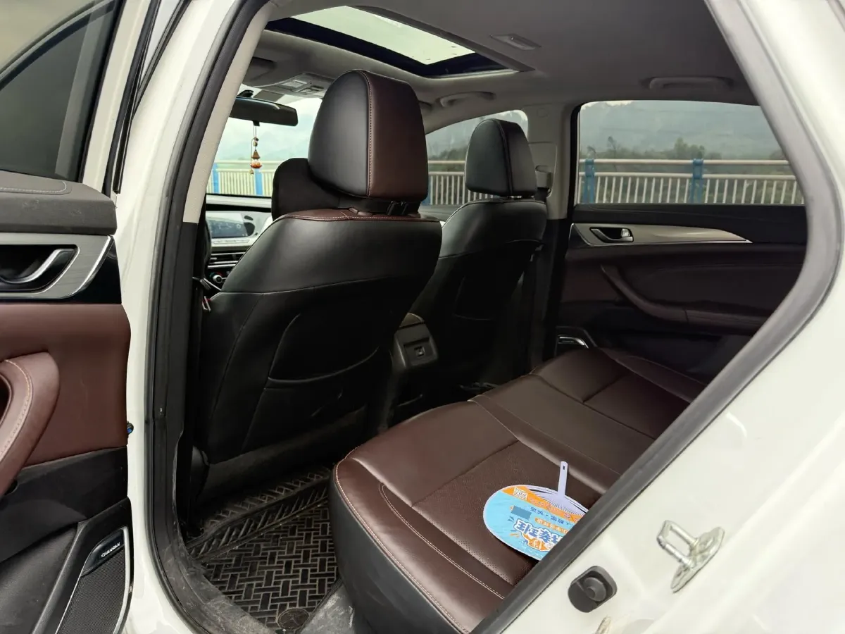 2019 ChangAn Eado BEV 52.56KWH,autocango,china used car exporter,china ev exporter,chinese used car exporter,chinese used ev exporter