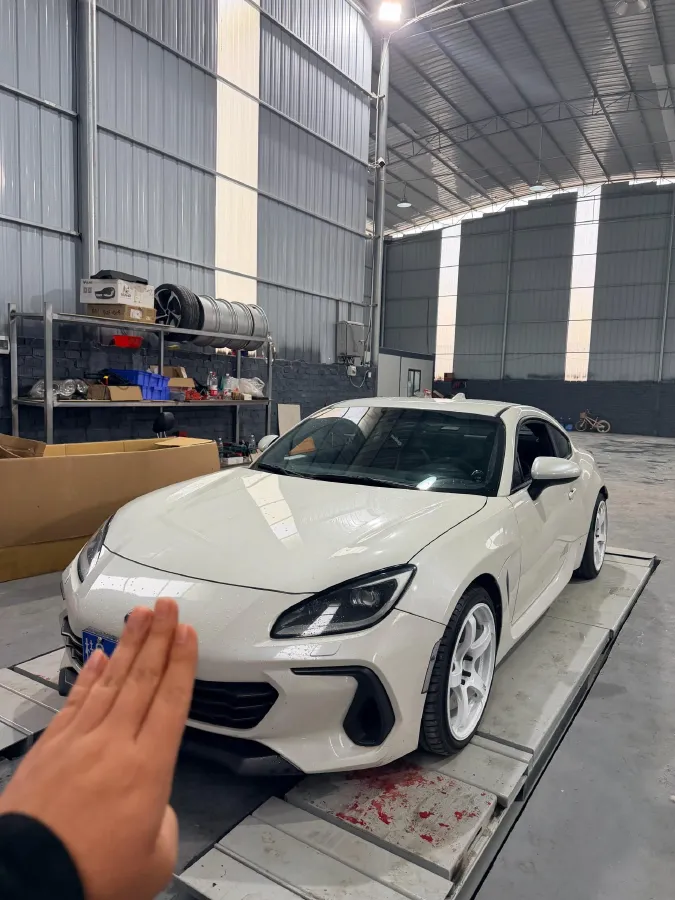 2022 Subaru BRZ 2.4L 234HP H4 6MT,autocango,china used car exporter,china ev exporter,chinese used car exporter,chinese used ev exporter