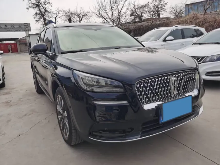 2022 Lincoln Corsair 2.0T 245HP L4 8AT,autocango,china used car exporter,china ev exporter,chinese used car exporter,chinese used ev exporter