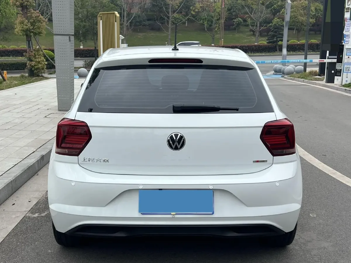 2023 Volkswagen Polo 1.5L 110HP L4 6AT,autocango,china used car exporter,china ev exporter,chinese used car exporter,chinese used ev exporter
