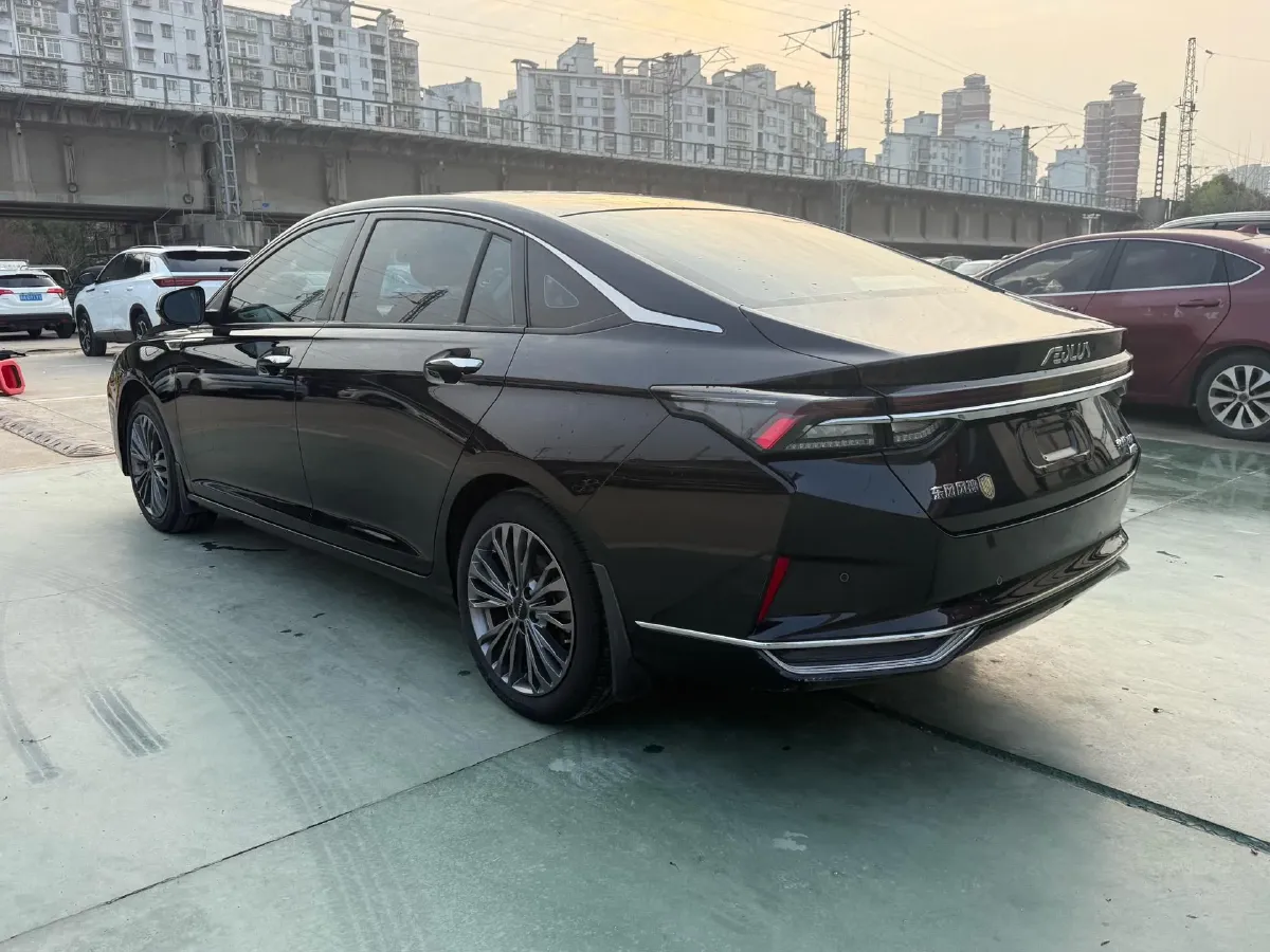 2021 DongFeng Aeolus YiXuan MAX 1.5T 190HP L4 7DCT,autocango,china used car exporter,china ev exporter,chinese used car exporter,chinese used ev exporter