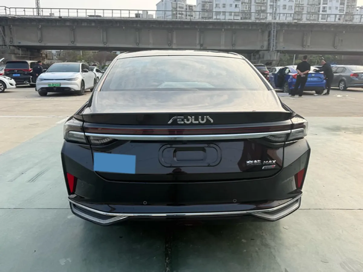 2021 DongFeng Aeolus YiXuan MAX 1.5T 190HP L4 7DCT,autocango,china used car exporter,china ev exporter,chinese used car exporter,chinese used ev exporter