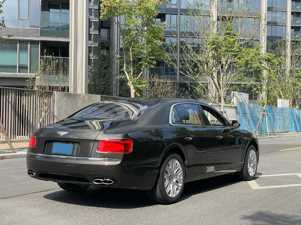 2017 Bentley Flying Spur 4.0T 507HP V8 8AT,autocango,china used car exporter,china ev exporter,chinese used car exporter,chinese used ev exporter