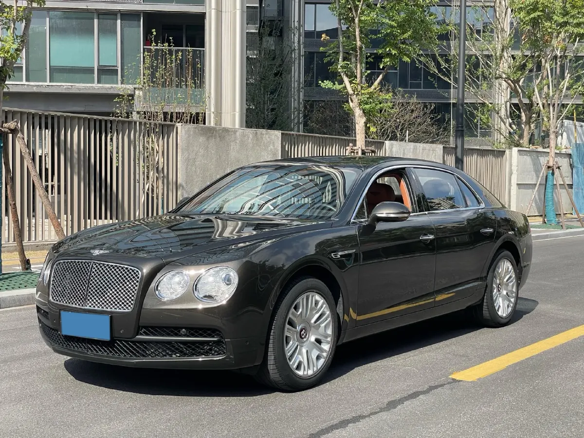 2017 Bentley Flying Spur 4.0T 507HP V8 8AT,autocango,china used car exporter,china ev exporter,chinese used car exporter,chinese used ev exporter