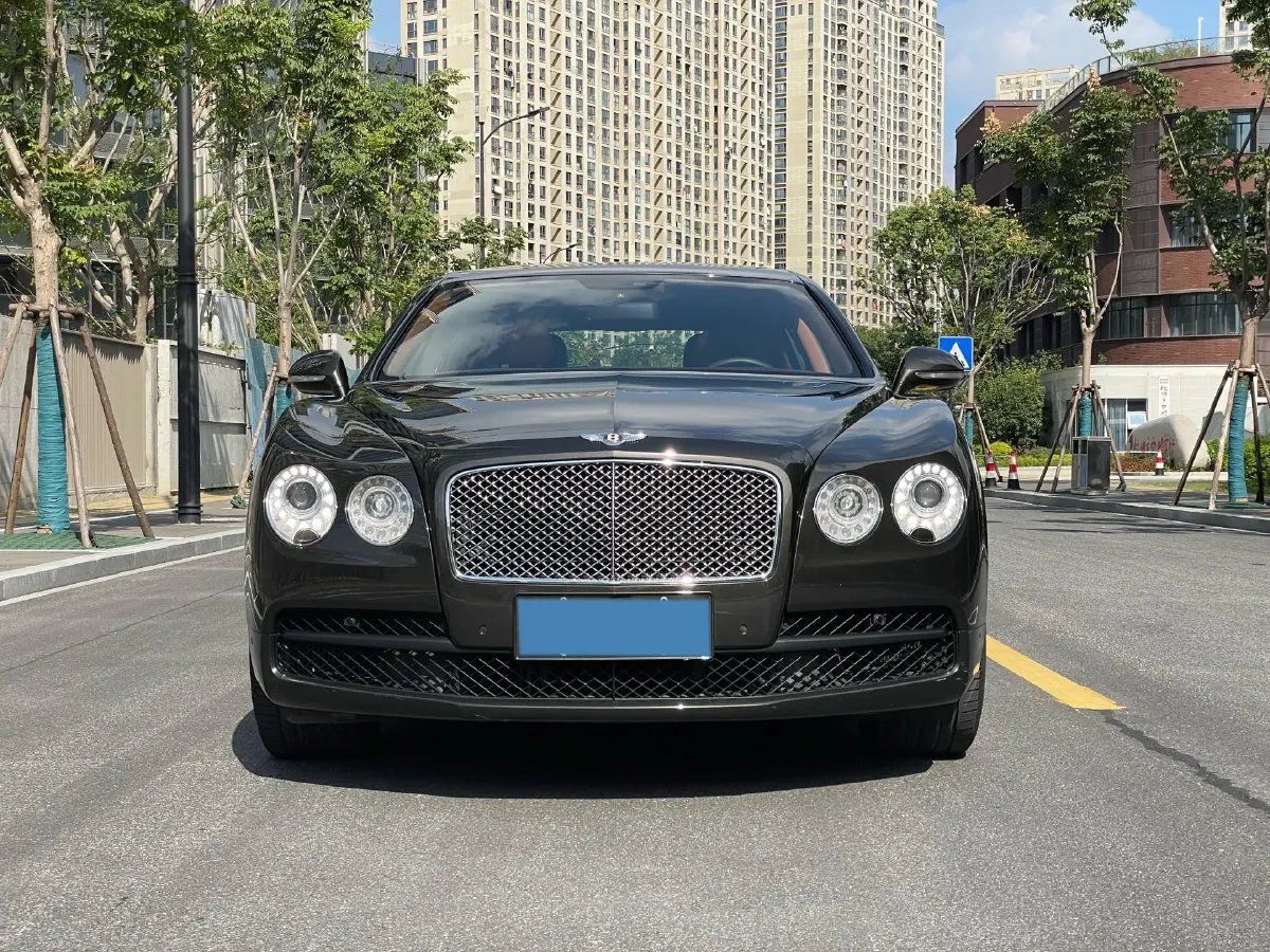 2017 Bentley Flying Spur 4.0T 507HP V8 8AT,autocango,china used car exporter,china ev exporter,chinese used car exporter,chinese used ev exporter