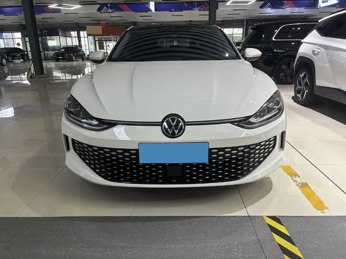 2023 Volkswagen Lamando 1.4T 150HP L4 7DCT,autocango,china used car exporter,china ev exporter,chinese used car exporter,chinese used ev exporter