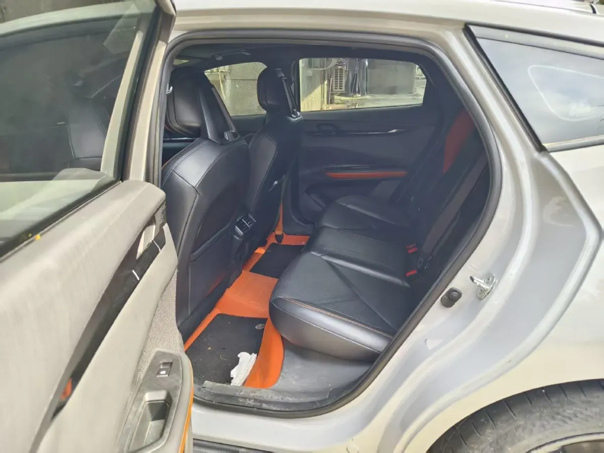 2023 ChangAn UNI-V 1.5T 188HP L4 7DCT,autocango,china used car exporter,china ev exporter,chinese used car exporter,chinese used ev exporter