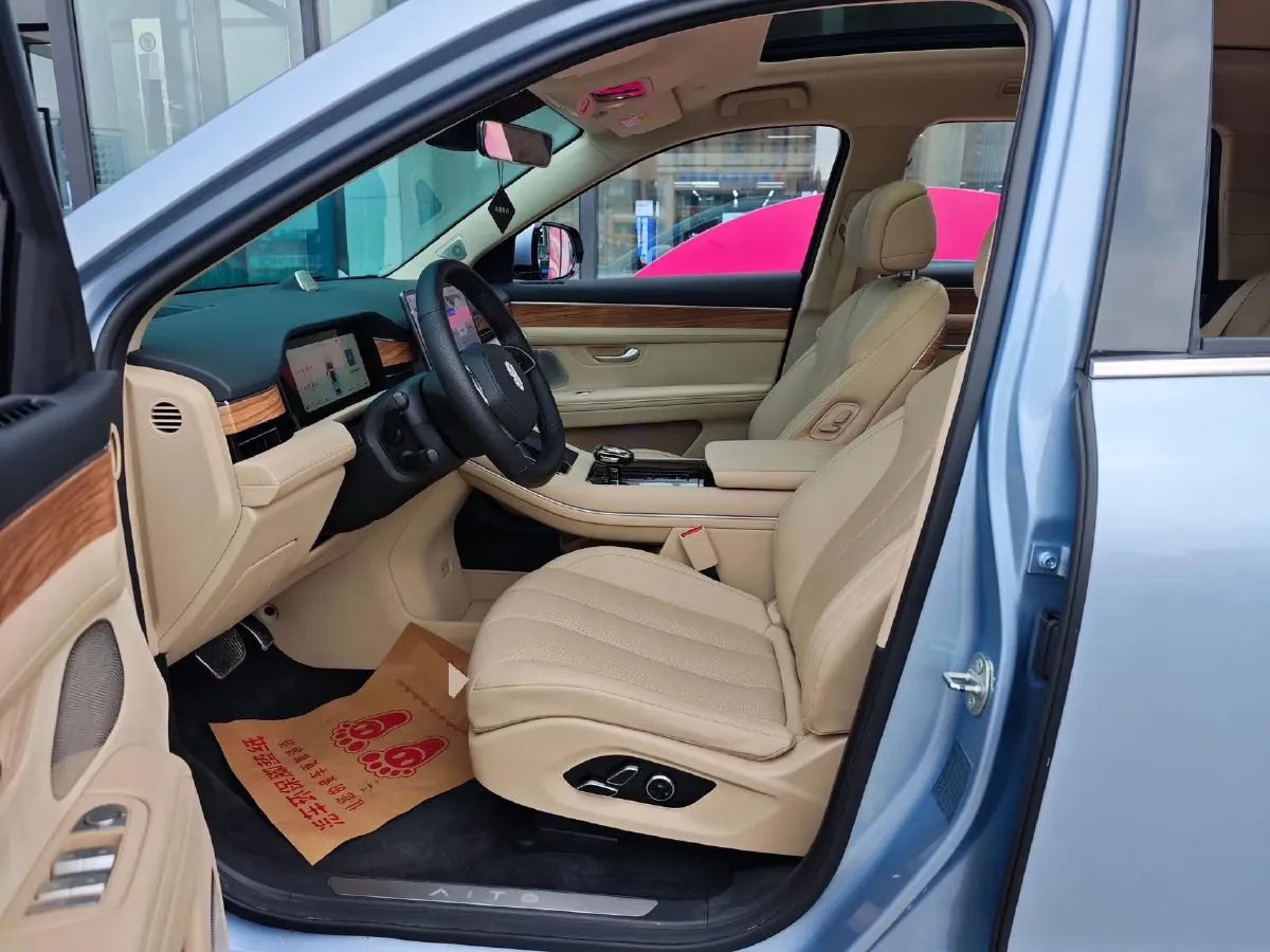 2022 Volvo S60 2.0T 197HP L4 8AT,autocango,china used car exporter,china ev exporter,chinese used car exporter,chinese used ev exporter