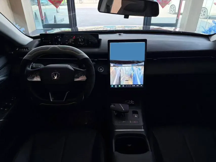 2025 ChangAn Eado 1.5T 192HP L4 7DCT,autocango,china used car exporter,china ev exporter,chinese used car exporter,chinese used ev exporter