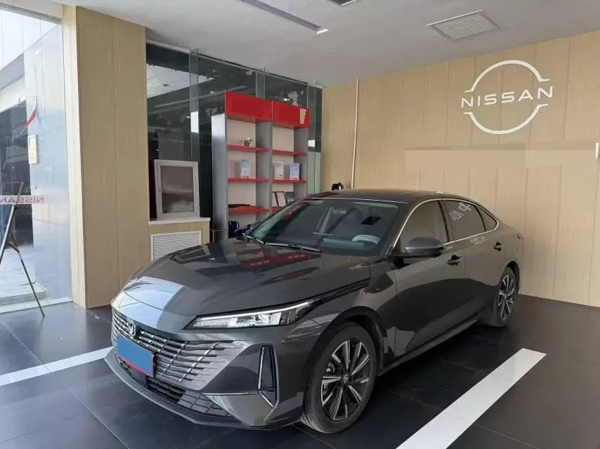 2025 ChangAn Eado 1.5T 192HP L4 7DCT,autocango,china used car exporter,china ev exporter,chinese used car exporter,chinese used ev exporter