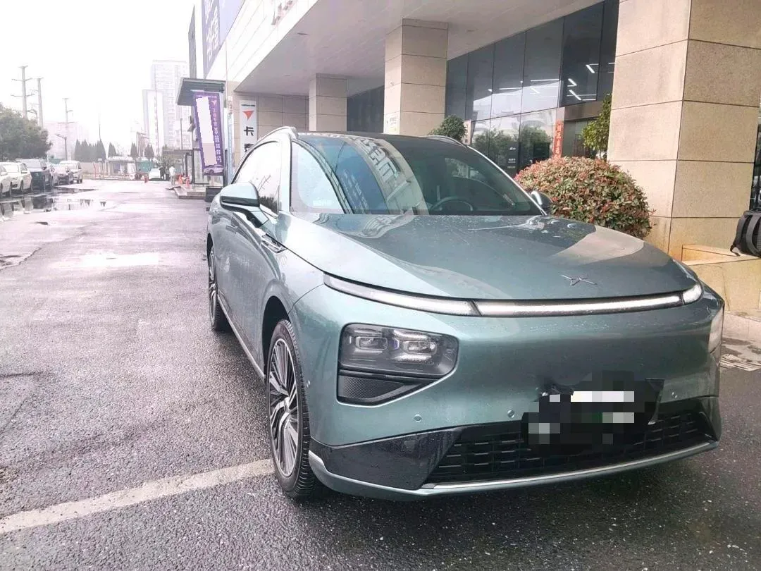 2025 Xpeng G9 BEV 79KWH,autocango,china used car exporter,china ev exporter,chinese used car exporter,chinese used ev exporter