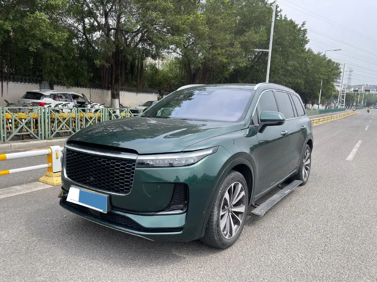 2021 Li ONE Range Extended 131HP REEV 40.5KWH,autocango,china used car exporter,china ev exporter,chinese used car exporter,chinese used ev exporter