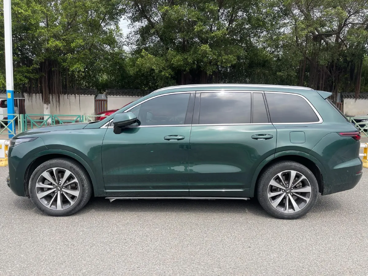 2021 Li ONE Range Extended 131HP REEV 40.5KWH,autocango,china used car exporter,china ev exporter,chinese used car exporter,chinese used ev exporter