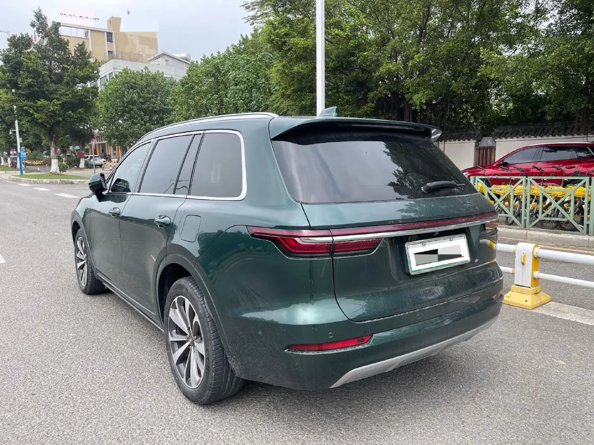 2021 Li ONE Range Extended 131HP REEV 40.5KWH,autocango,china used car exporter,china ev exporter,chinese used car exporter,chinese used ev exporter