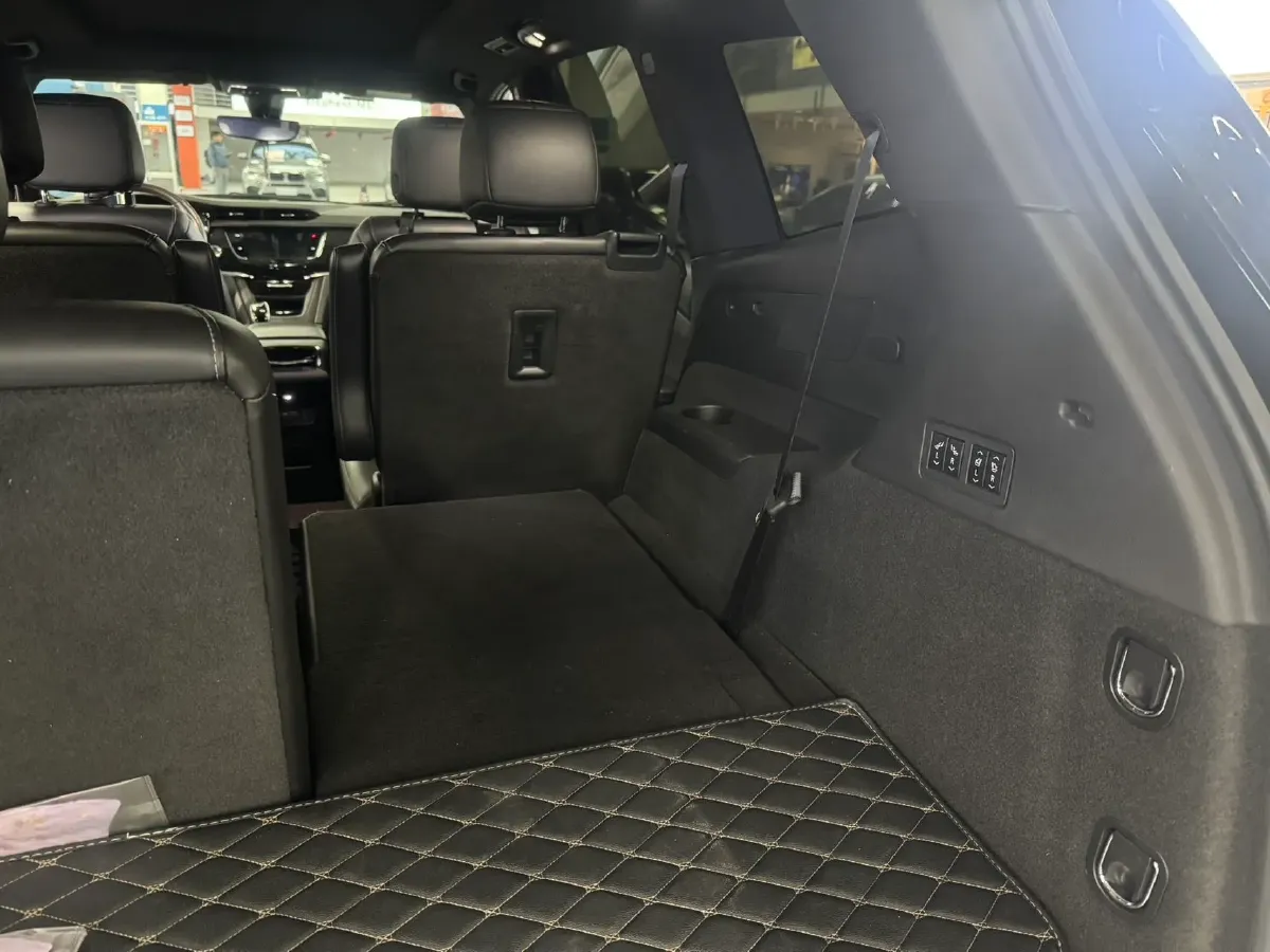 2021 Cadillac XT6 2.0T 237HP L4 9AT,autocango,china used car exporter,china ev exporter,chinese used car exporter,chinese used ev exporter