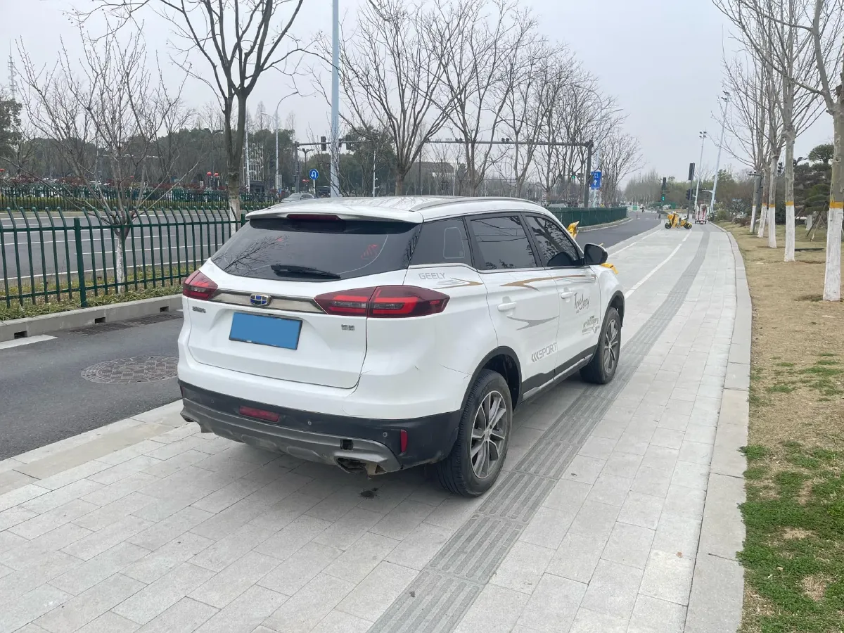 2020 Roewe i6 1.5T 169HP L4 7DCT,autocango,china used car exporter,china ev exporter,chinese used car exporter,chinese used ev exporter