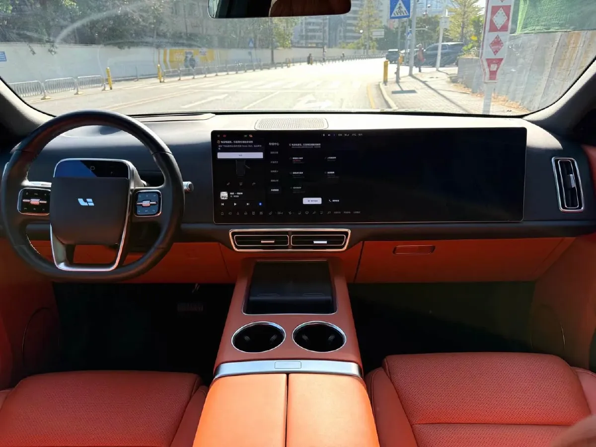 2022 Li L9 Range Extended 154HP REEV 42.6KWH,autocango,china used car exporter,china ev exporter,chinese used car exporter,chinese used ev exporter