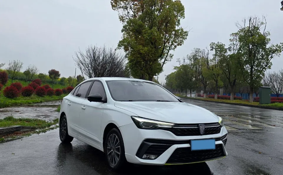 2021 Roewe i5 1.5L 120HP L4 CVT,autocango,china used car exporter,china ev exporter,chinese used car exporter,chinese used ev exporter