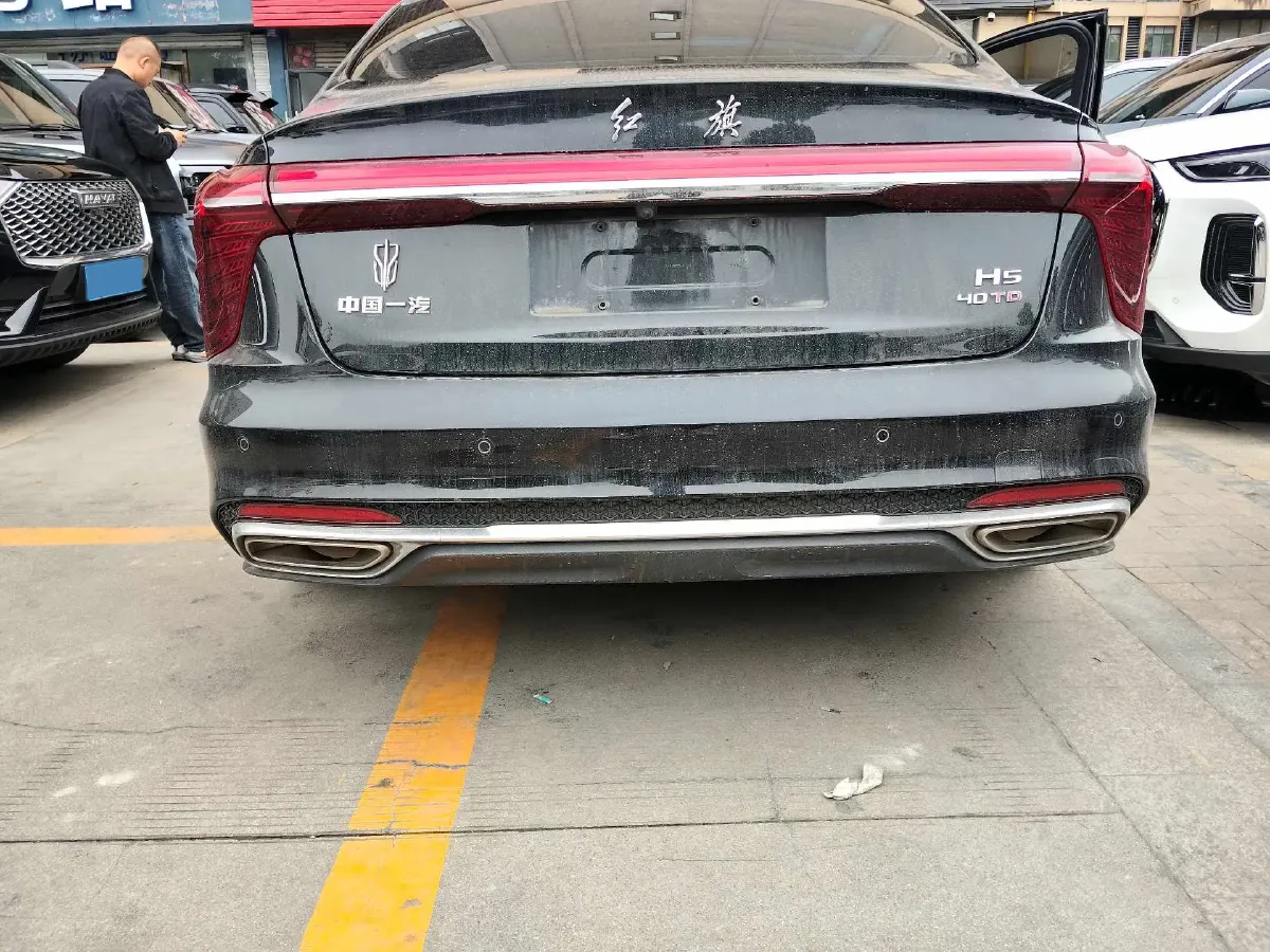 2023 HongQi H5 2.0T 224HP L4 8AT,autocango,china used car exporter,china ev exporter,chinese used car exporter,chinese used ev exporter