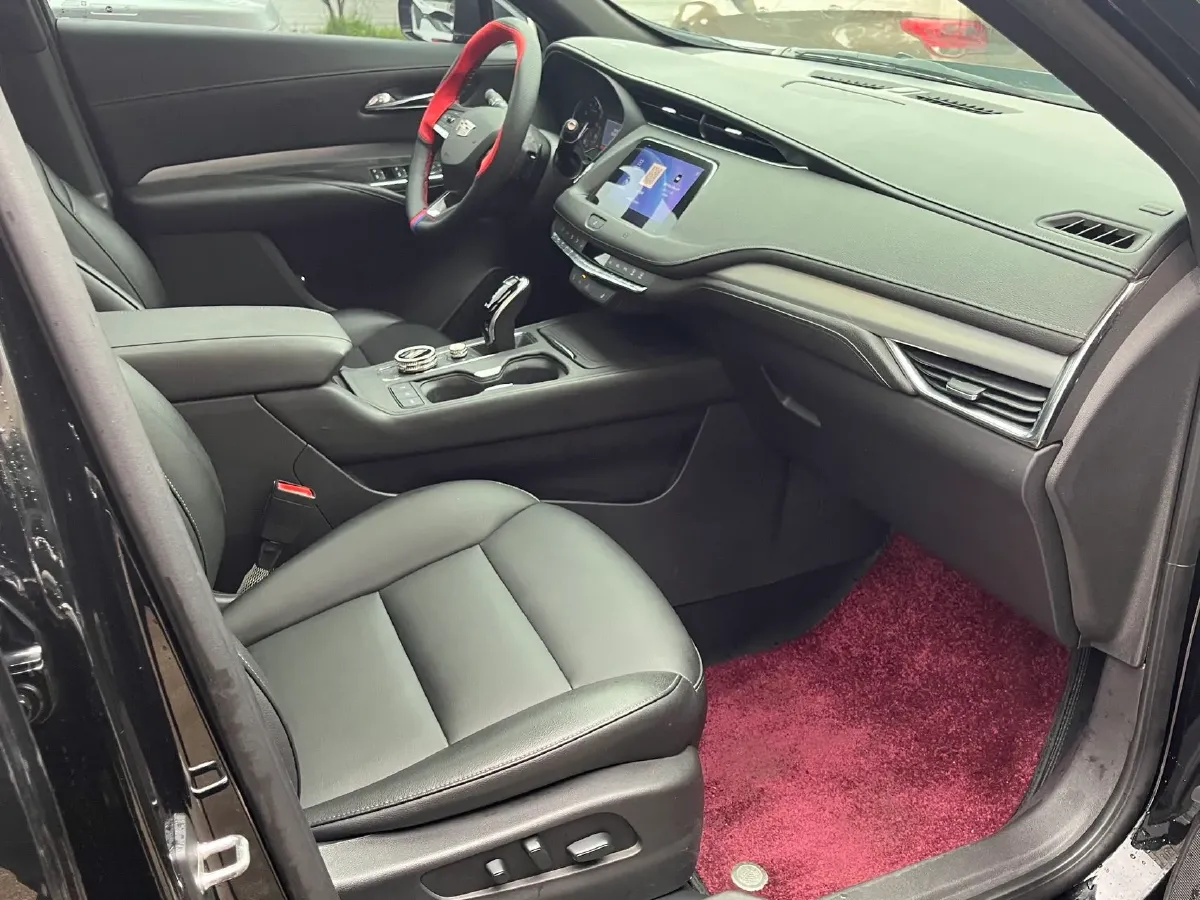 2020 Cadillac XT4 2.0T 241HP L4 9AT,autocango,china used car exporter,china ev exporter,chinese used car exporter,chinese used ev exporter