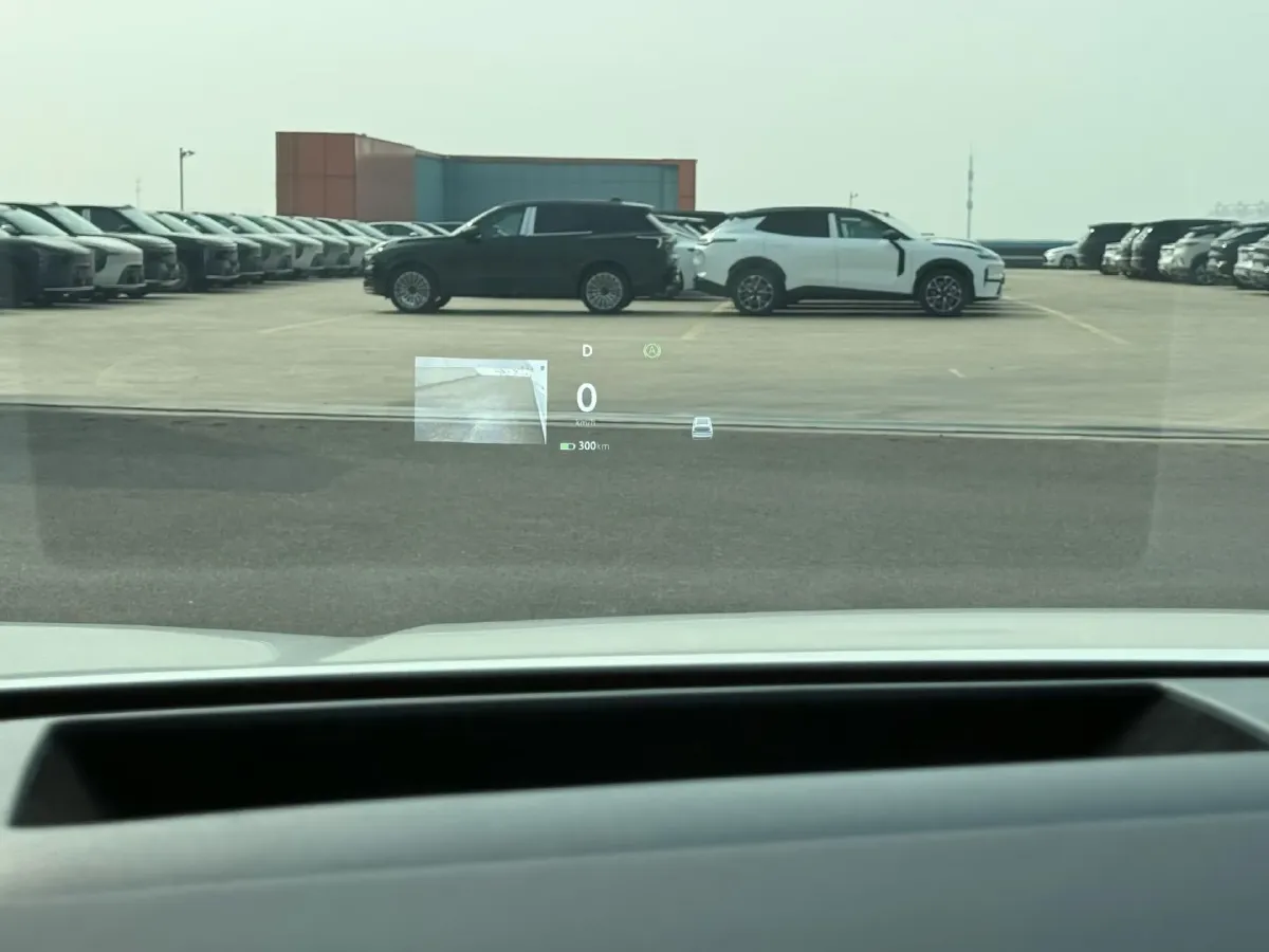 2025 MAXUS G10 2.0T 261HP L4 8AT,autocango,china used car exporter,china ev exporter,chinese used car exporter,chinese used ev exporter