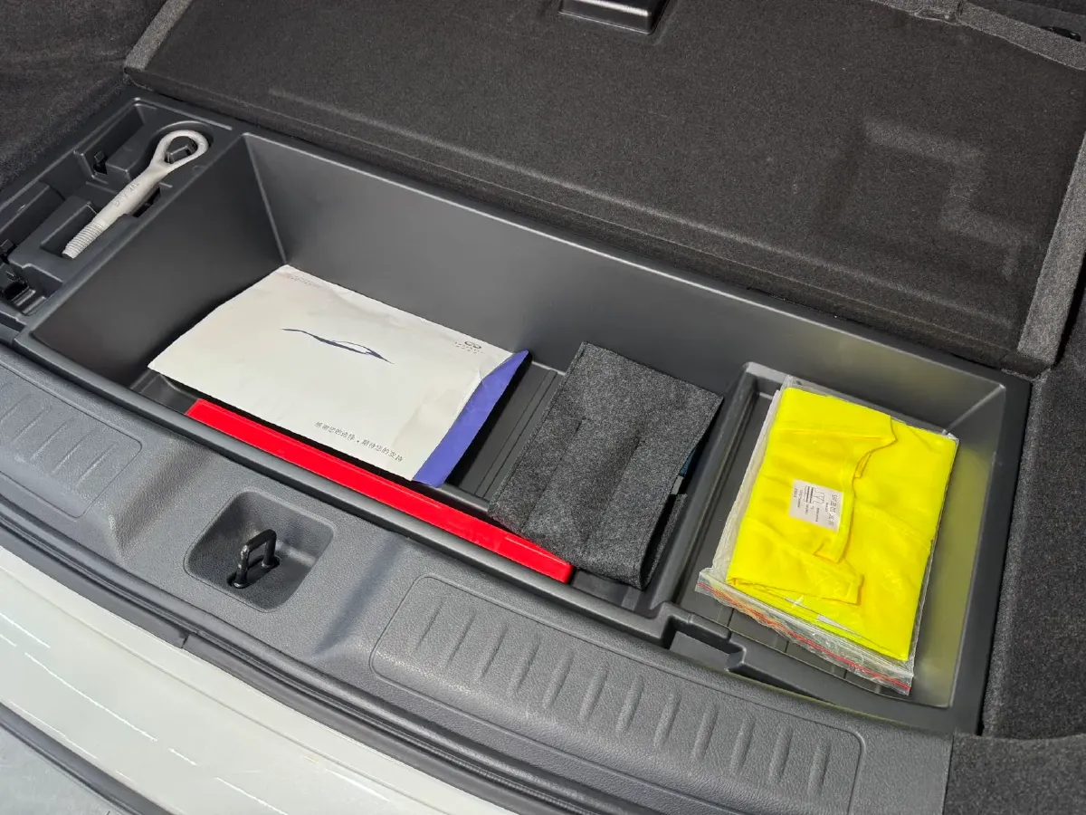 2020 Infiniti QX50 2.0T 261HP L4 CVT,autocango,china used car exporter,china ev exporter,chinese used car exporter,chinese used ev exporter