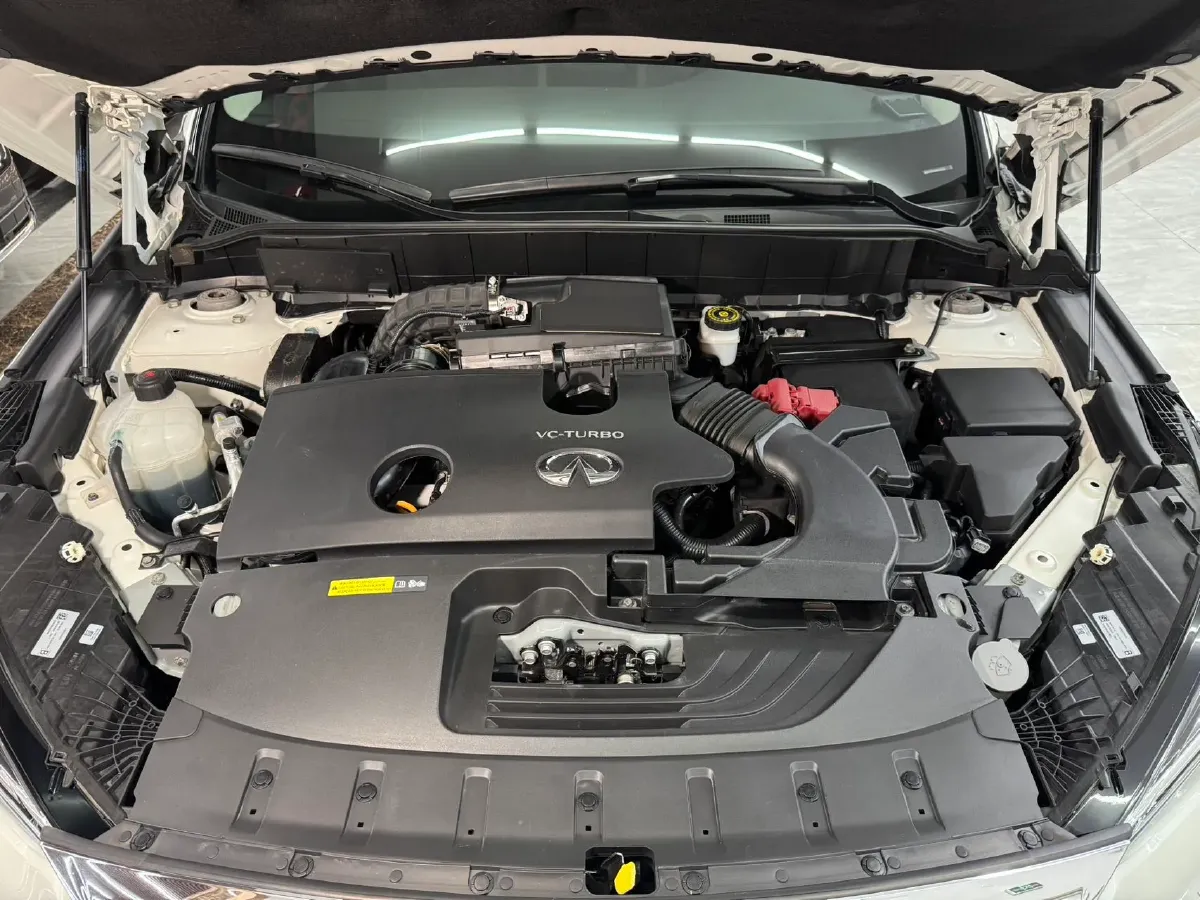 2020 Infiniti QX50 2.0T 261HP L4 CVT,autocango,china used car exporter,china ev exporter,chinese used car exporter,chinese used ev exporter