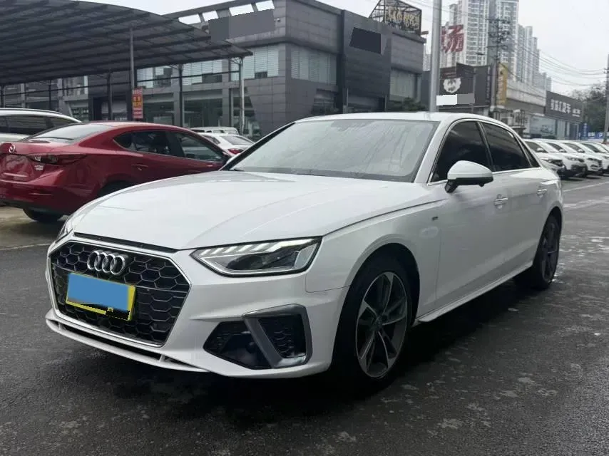 2020 Audi A4L 2.0T 190HP L4 7DCT,autocango,china used car exporter,china ev exporter,chinese used car exporter,chinese used ev exporter