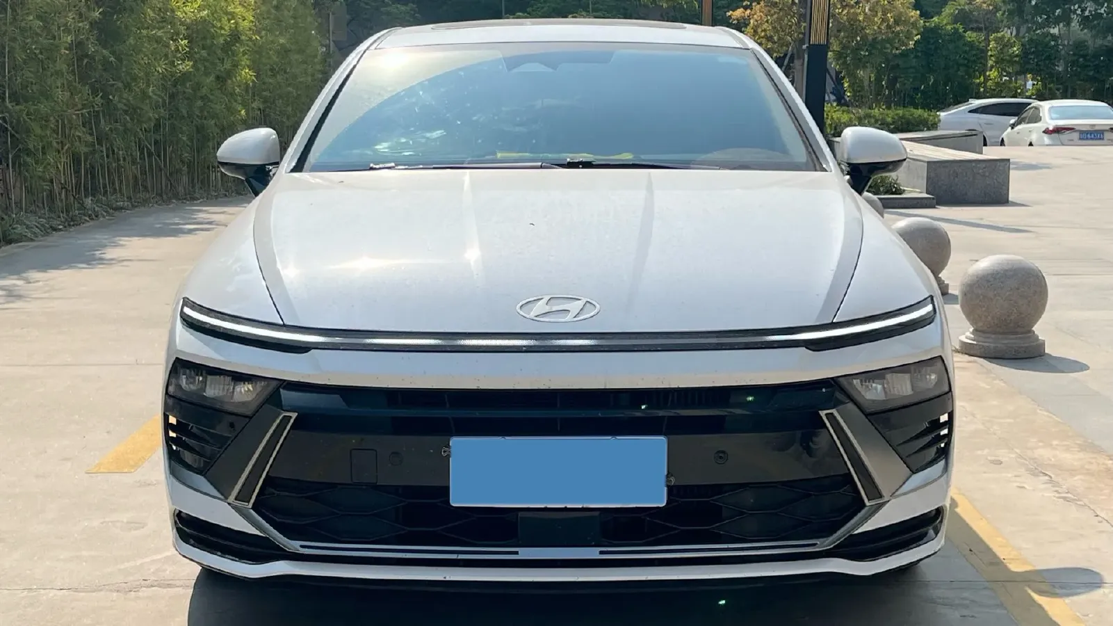 2024 Hyundai Sonata 1.5T 170HP L4 8AT,autocango,china used car exporter,china ev exporter,chinese used car exporter,chinese used ev exporter