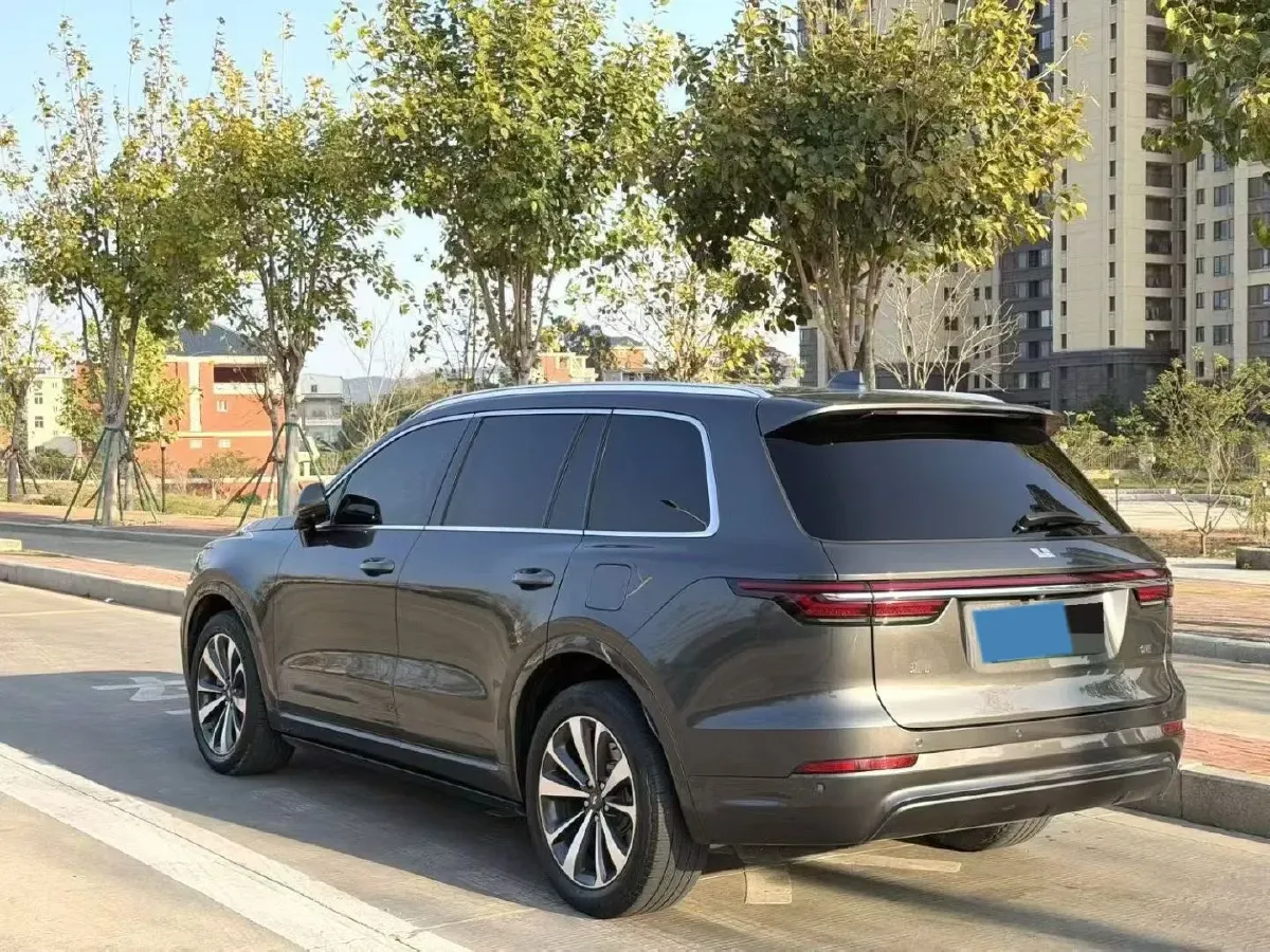 2020 Li ONE Range Extended 131HP REEV 40.5KWH,autocango,china used car exporter,china ev exporter,chinese used car exporter,chinese used ev exporter