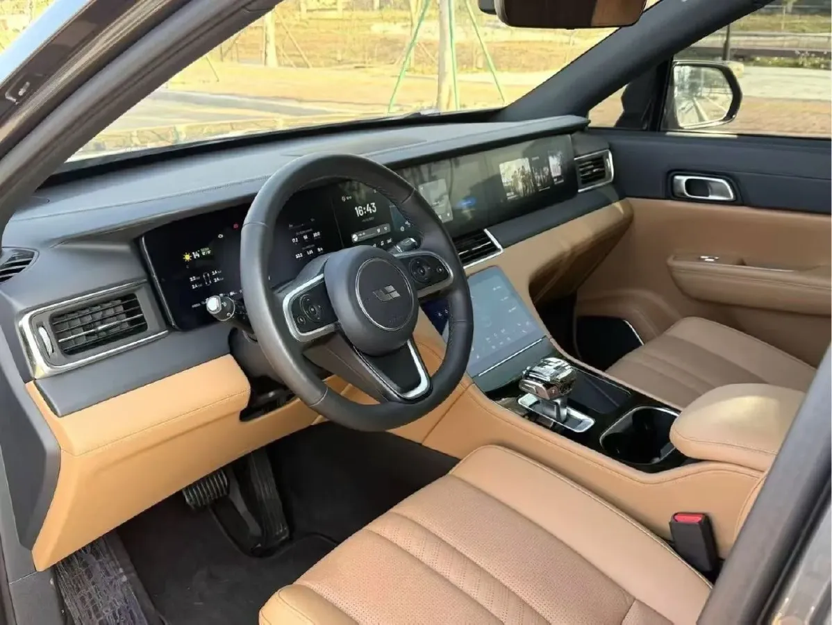 2020 Li ONE Range Extended 131HP REEV 40.5KWH,autocango,china used car exporter,china ev exporter,chinese used car exporter,chinese used ev exporter