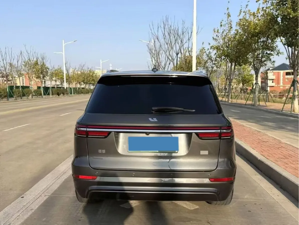 2020 Li ONE Range Extended 131HP REEV 40.5KWH,autocango,china used car exporter,china ev exporter,chinese used car exporter,chinese used ev exporter