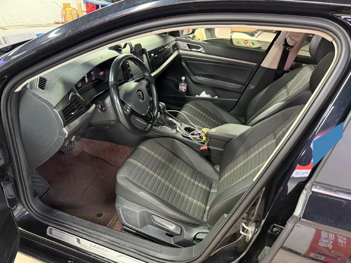 2022 Volkswagen Sagitar 1.2T 116HP L4 7DCT,autocango,china used car exporter,china ev exporter,chinese used car exporter,chinese used ev exporter