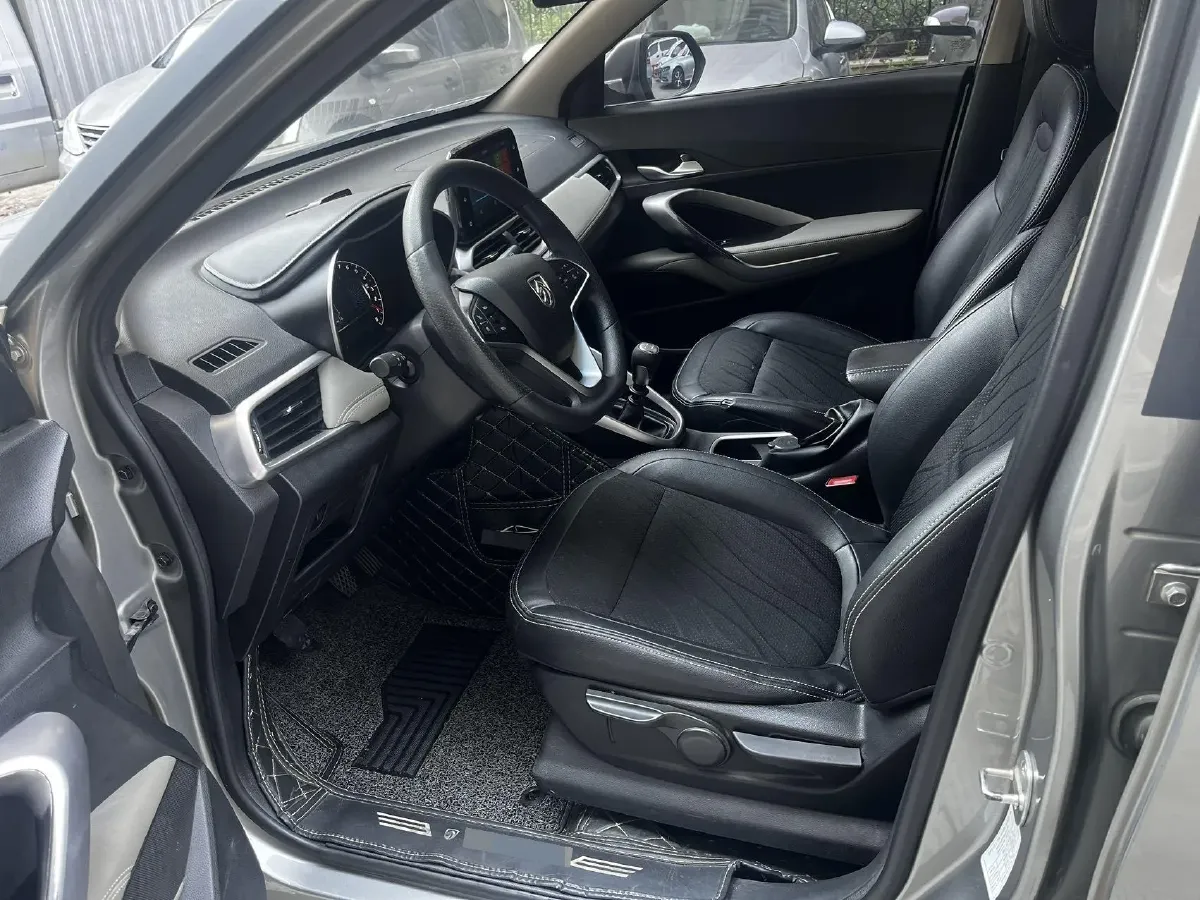 2017 BaoJun 510 1.5L 112HP L4 6MT,autocango,china used car exporter,china ev exporter,chinese used car exporter,chinese used ev exporter