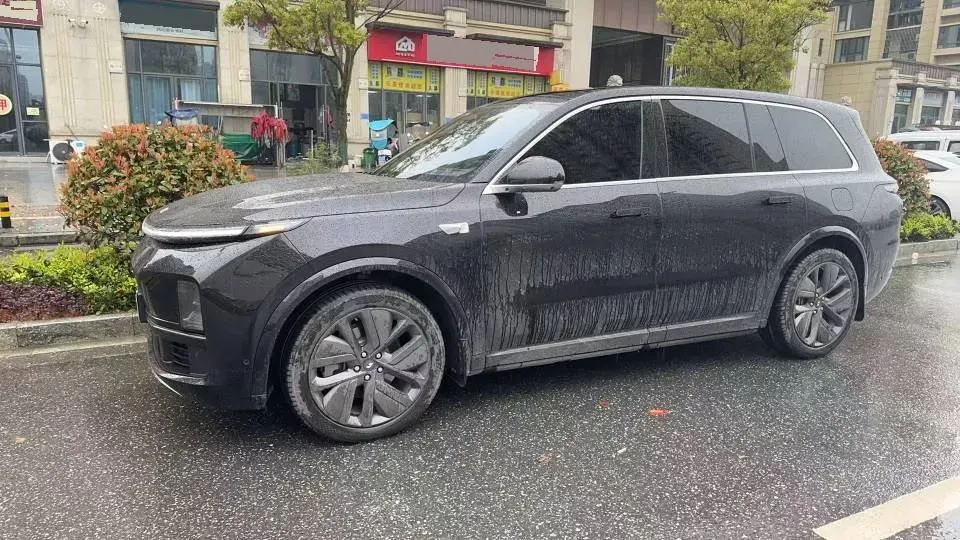 2024 Land Rover Range Rover Evoque 1.5T 200HP L3 8AT PHEV 15.5KWH,autocango,china used car exporter,china ev exporter,chinese used car exporter,chinese used ev exporter