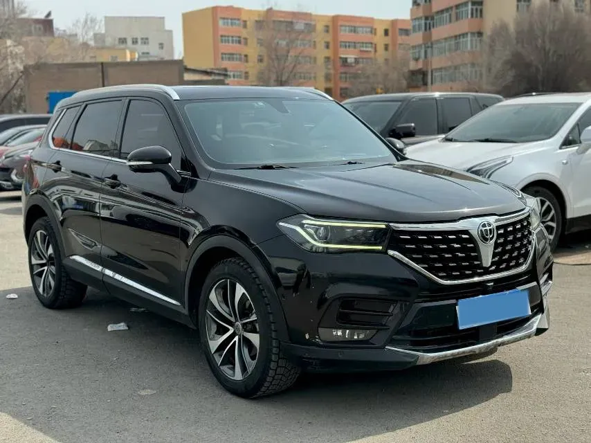 2018 Brilliance Auto V7 1.6T 204HP L4 7DCT,autocango,china used car exporter,china ev exporter,chinese used car exporter,chinese used ev exporter