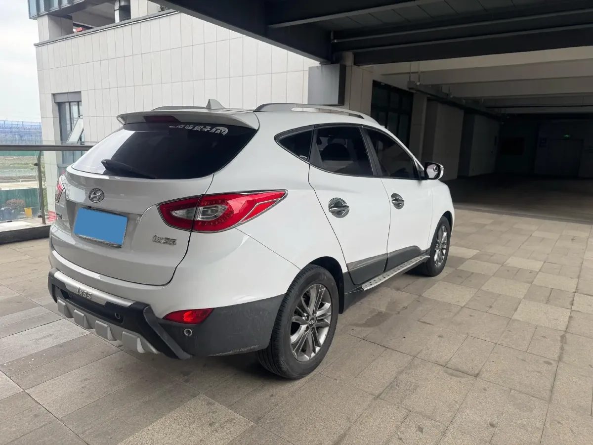 2015 Hyundai ix35 2.0L 165HP L4 6AT,autocango,china used car exporter,china ev exporter,chinese used car exporter,chinese used ev exporter