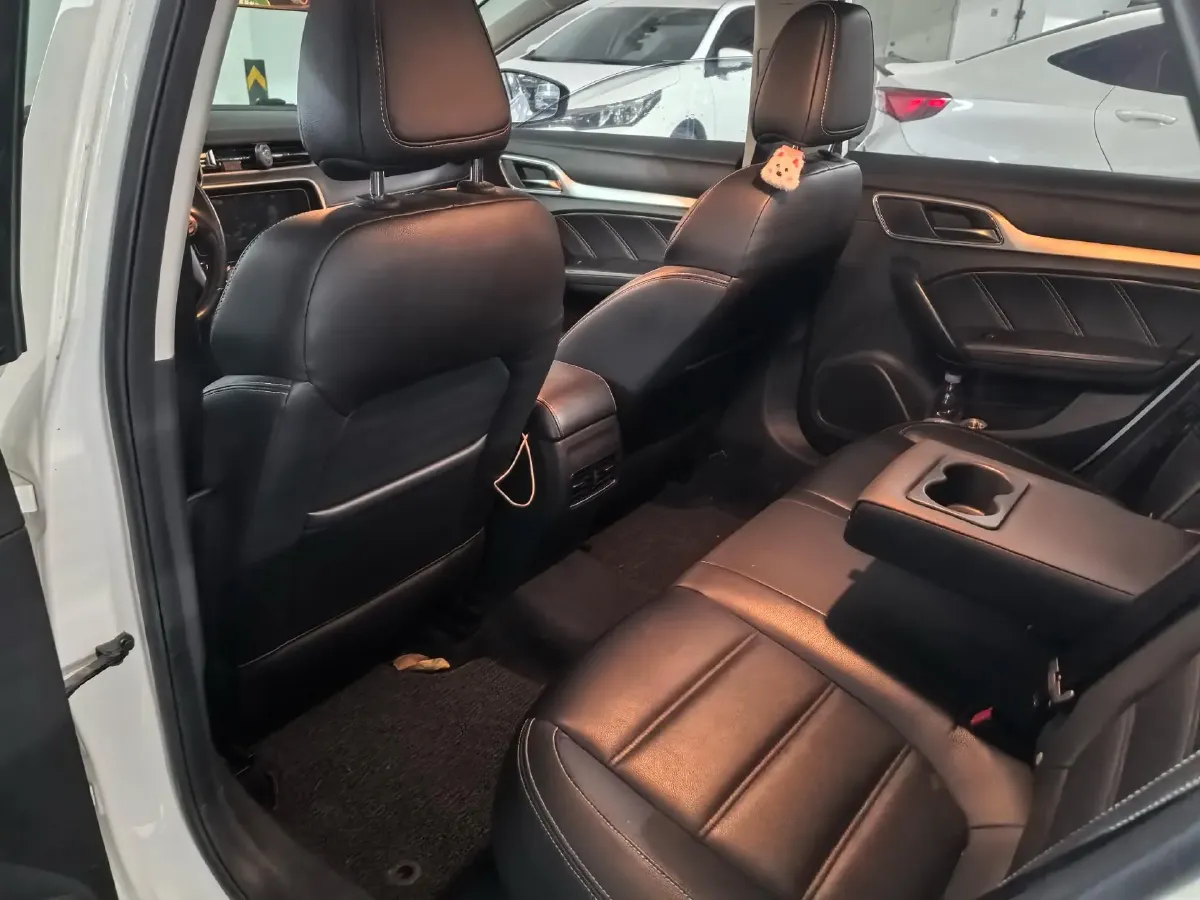 2017 MG MG6 1.5T 169HP L4 7DCT,autocango,china used car exporter,china ev exporter,chinese used car exporter,chinese used ev exporter